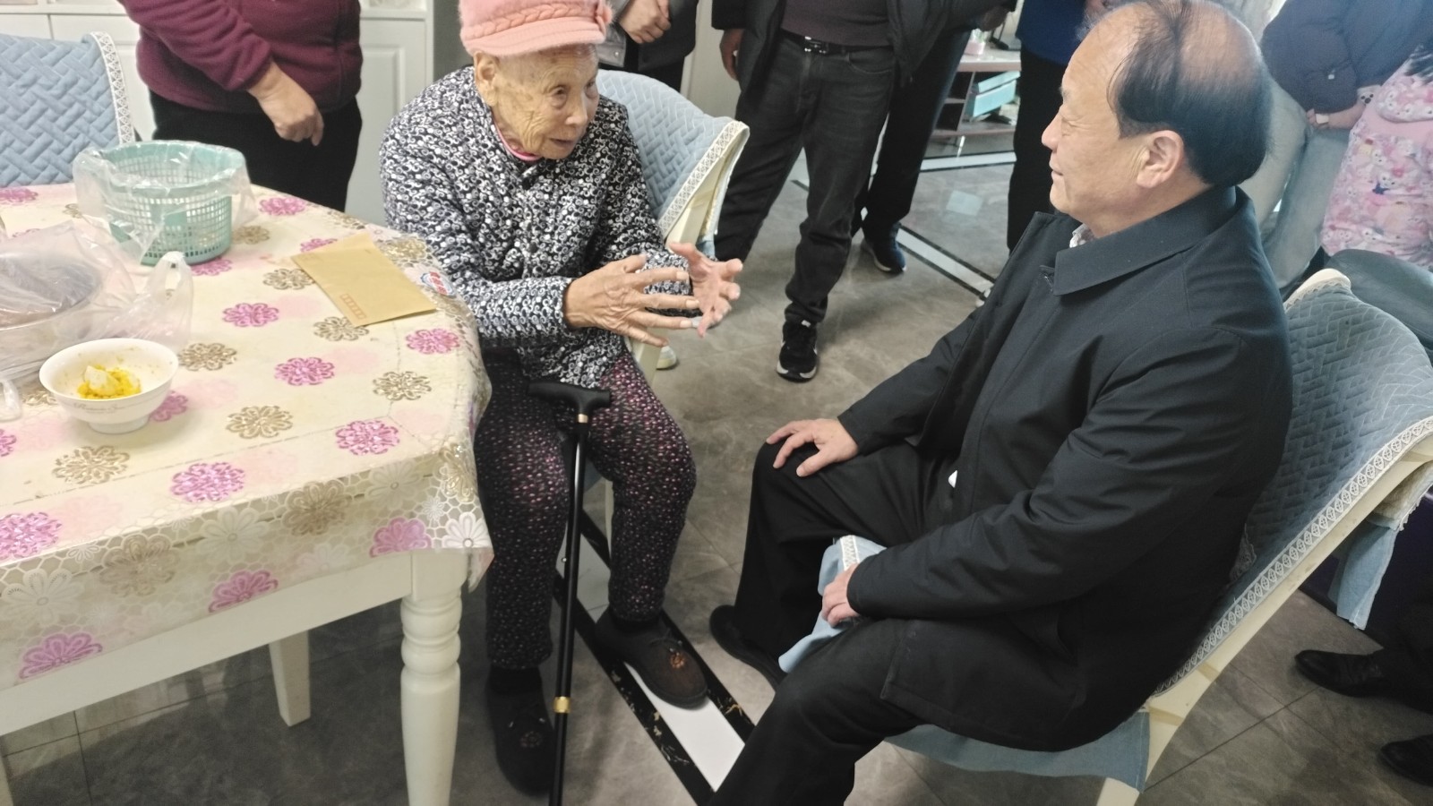 开发区慈善总会开展“新春送暖·关爱同行”慰问活动